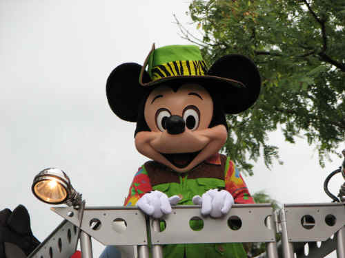Mickey in the Jammin' Jungle Parade
