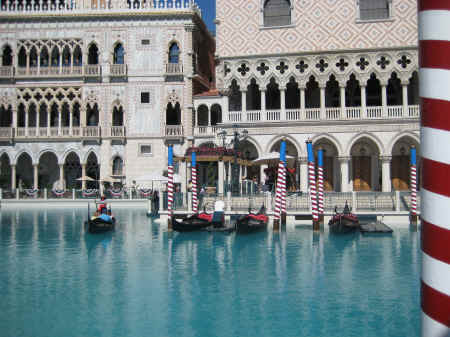 Goldolas at The Venetian