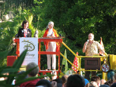 Erin Wallace, SVP Operations for WDW, Dr. Jane Goodall and Joe Rohde, the Imagineering Executive who had responsibilty for building Animal Kingdom.