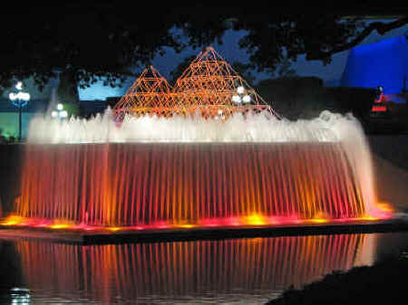 The fountain at Imagination